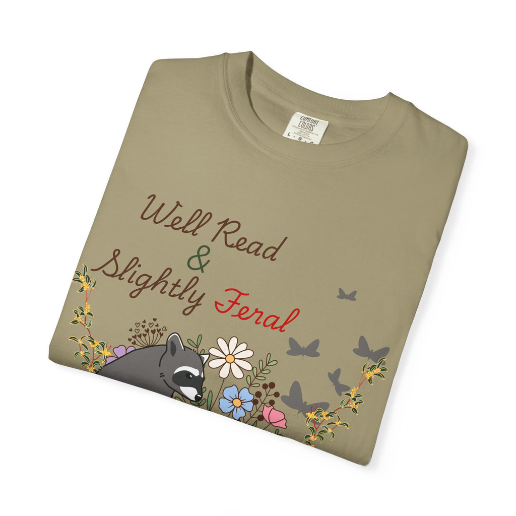 Well Read & Slightly Feral Reading Racoon - T-Shirts