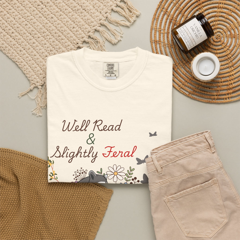 Well Read & Slightly Feral Reading Racoon - T-Shirts