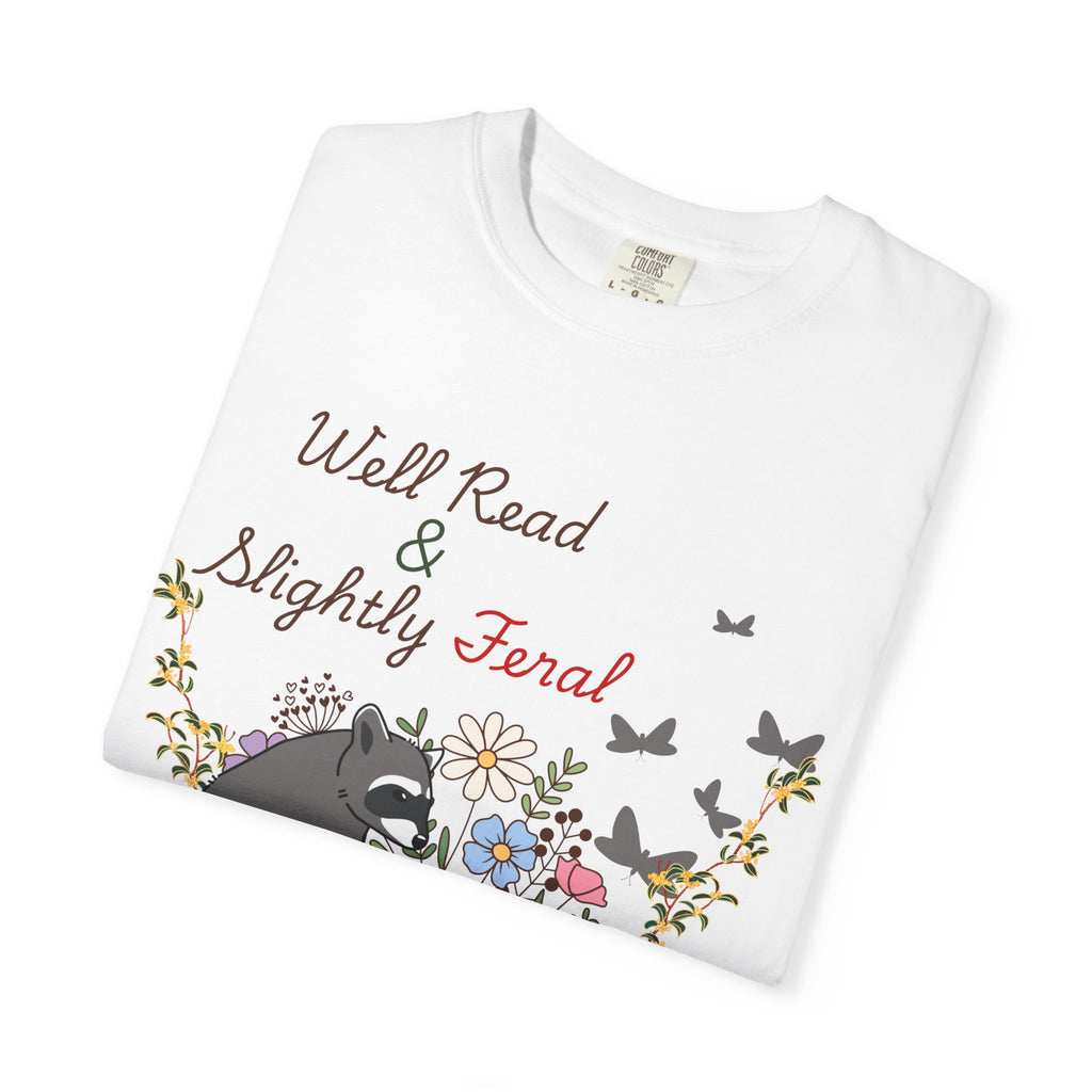 Well Read & Slightly Feral Reading Racoon - T-Shirts