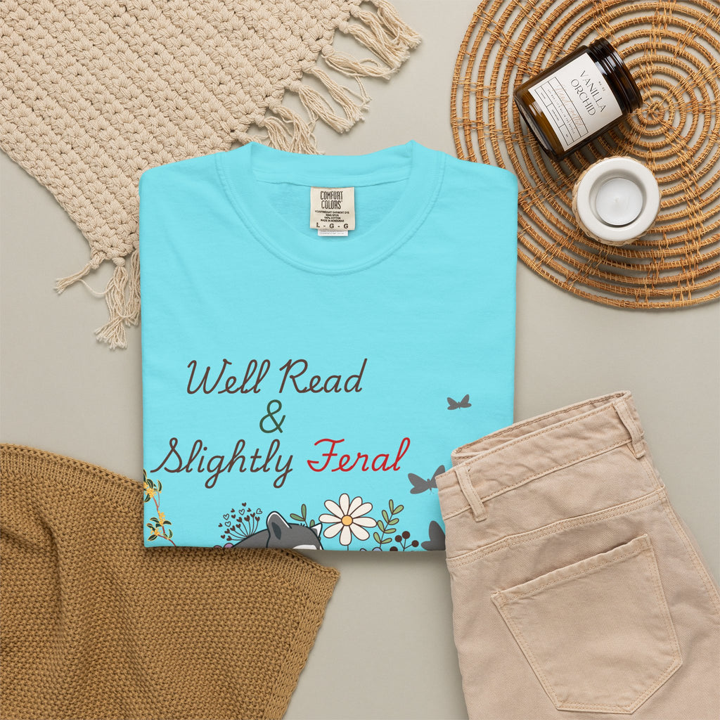 Well Read & Slightly Feral Reading Racoon - T-Shirts