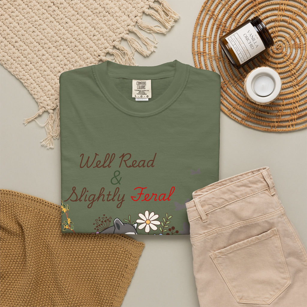 Well Read & Slightly Feral Reading Racoon - T-Shirts