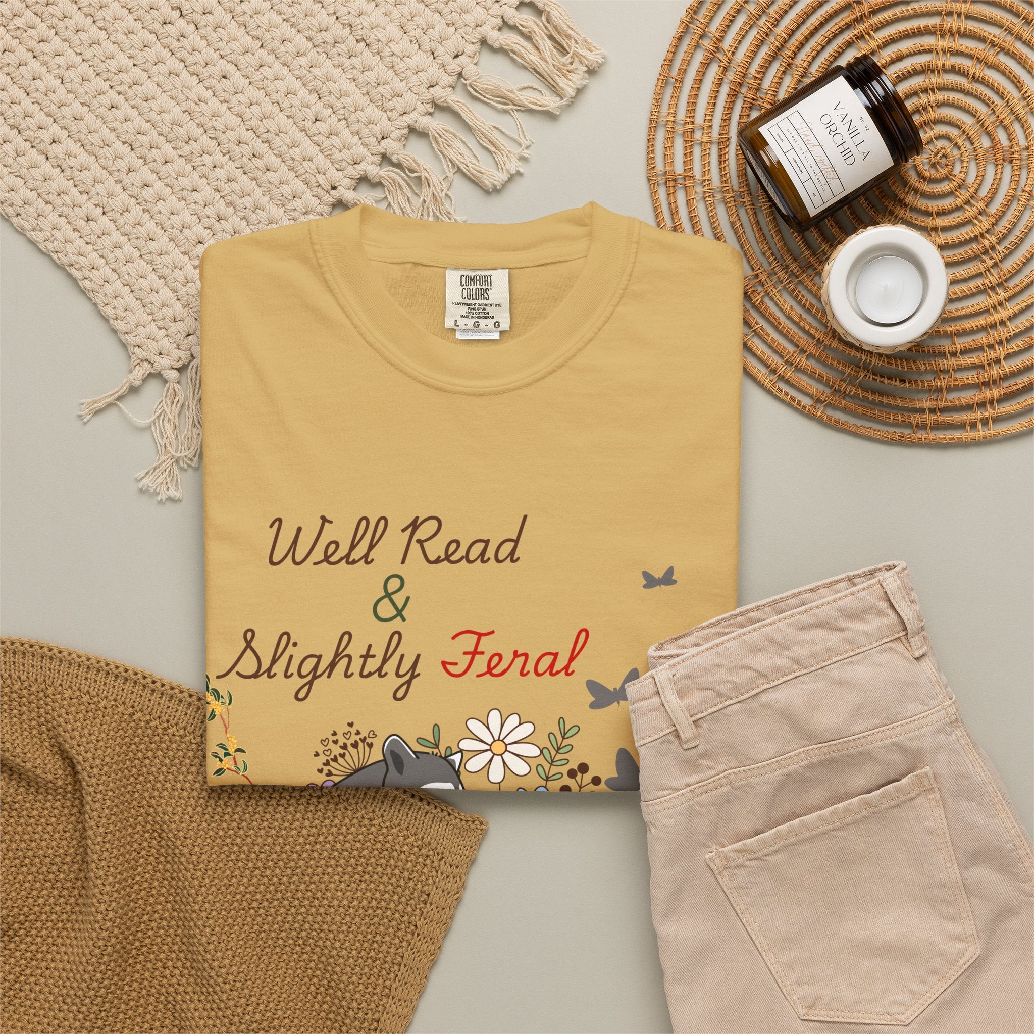 Well Read & Slightly Feral Reading Racoon - T-Shirts